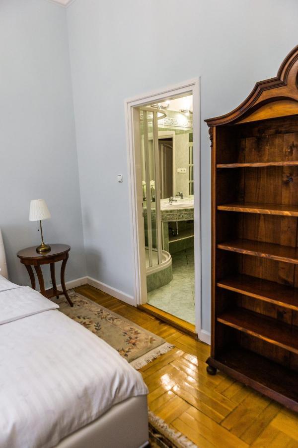 Luxury Downtown 3 Bedroom Apartment By Synagoge With Beautiful View بودابست المظهر الخارجي الصورة