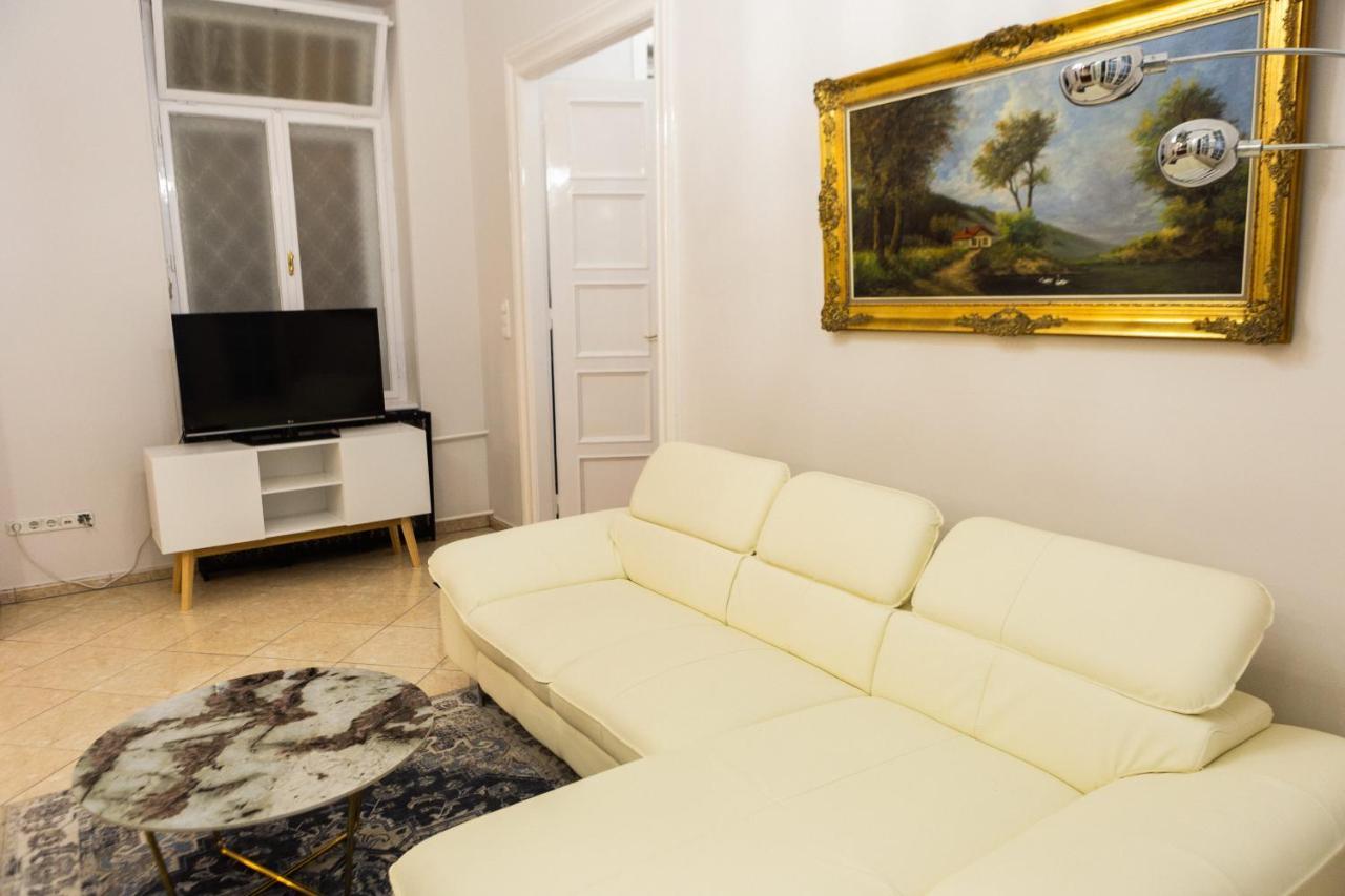 Luxury Downtown 3 Bedroom Apartment By Synagoge With Beautiful View بودابست المظهر الخارجي الصورة