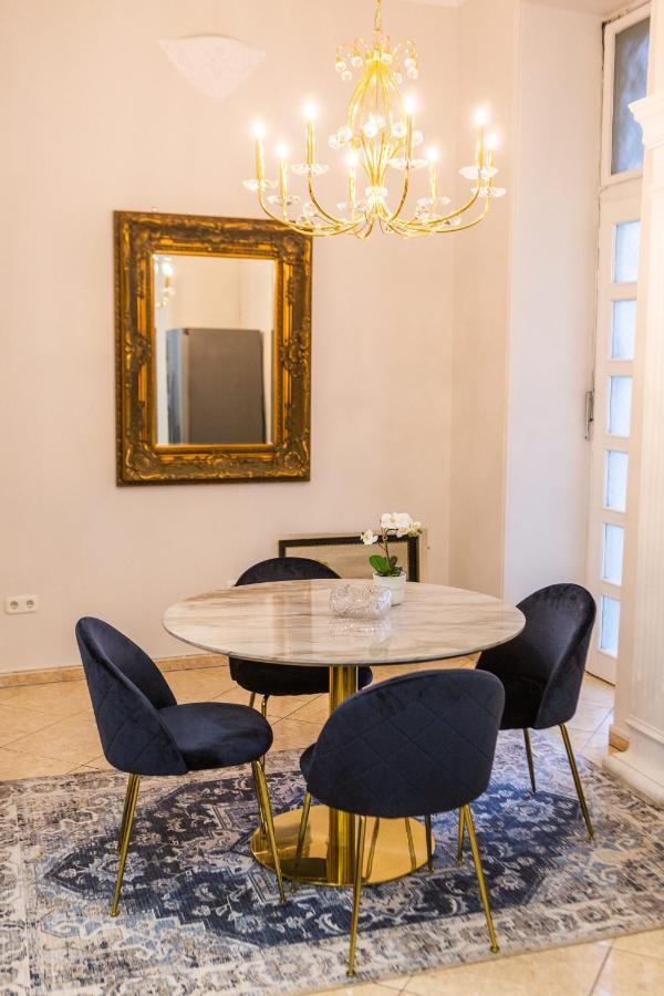 Luxury Downtown 3 Bedroom Apartment By Synagoge With Beautiful View بودابست المظهر الخارجي الصورة