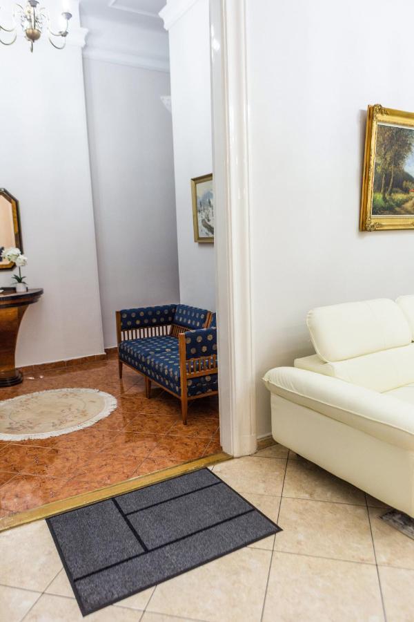 Luxury Downtown 3 Bedroom Apartment By Synagoge With Beautiful View بودابست المظهر الخارجي الصورة