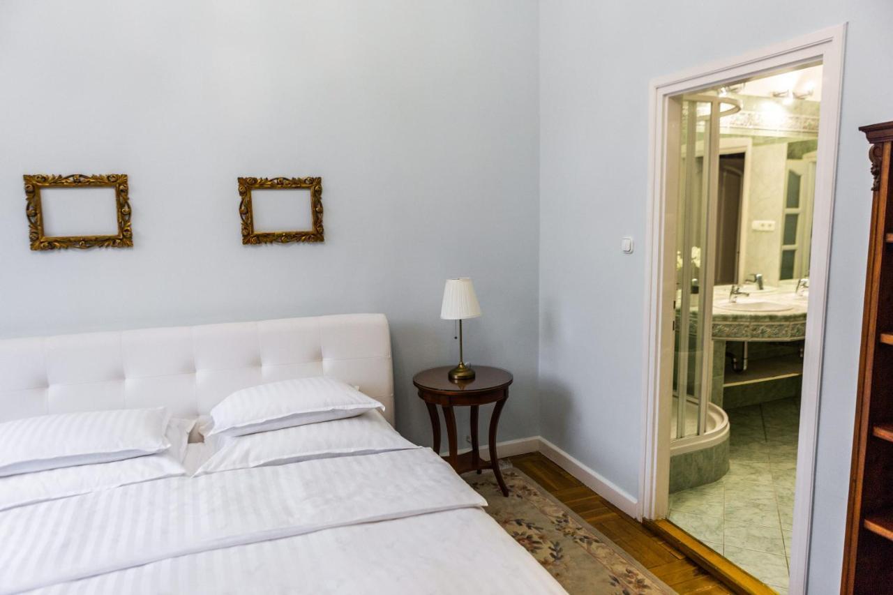 Luxury Downtown 3 Bedroom Apartment By Synagoge With Beautiful View بودابست المظهر الخارجي الصورة