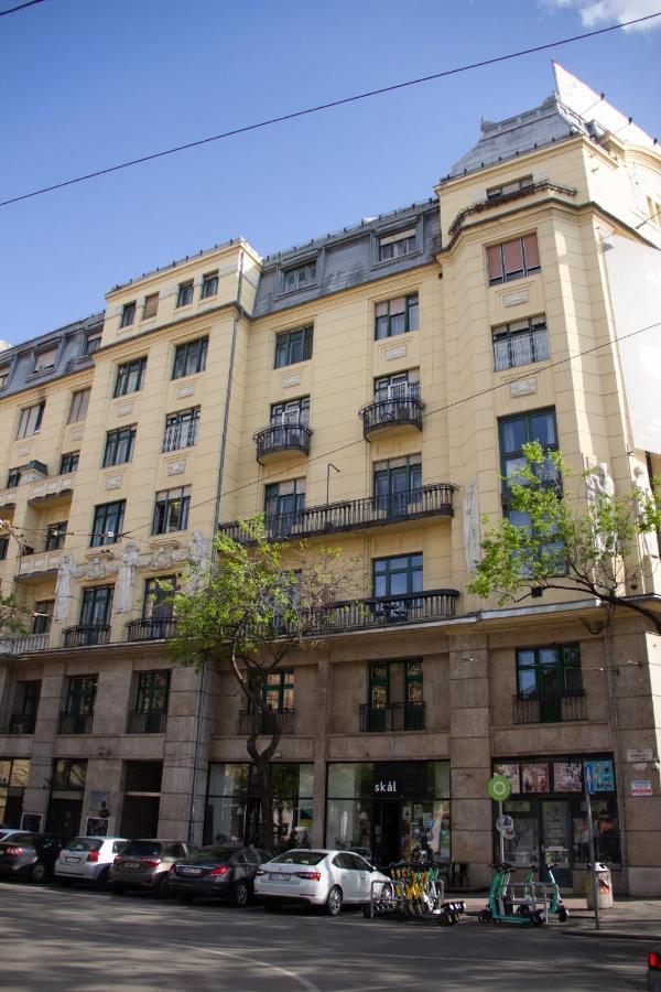 Luxury Downtown 3 Bedroom Apartment By Synagoge With Beautiful View بودابست المظهر الخارجي الصورة